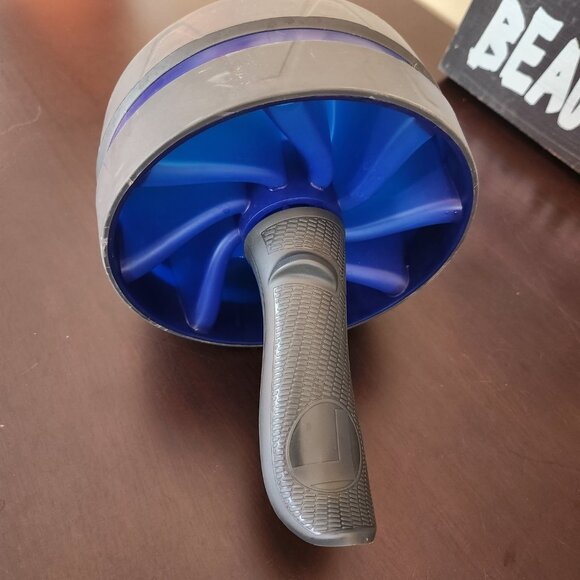 AB Roller Wheel with Ergonomic handle, Non Slip, Exercise Equipment, Portable - Picture 5 of 5